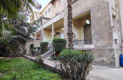 Villa - 7+ Bedrooms - 7+ Bathrooms for sale in Garden City - Cairo
