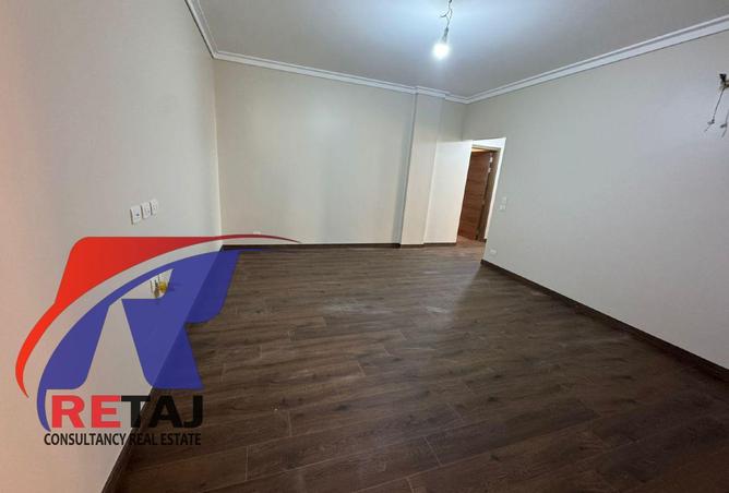 81826055 - صورة العقار 3
