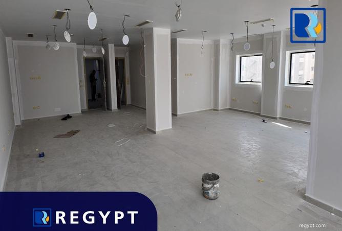 98831603 - صورة العقار 2