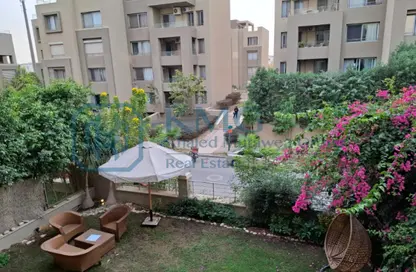 شقة - 2 غرف نوم - 2 حمامات للبيع في فيلدج جيت - المستثمرين الجنوبية - مدينة القاهرة الجديدة - القاهرة