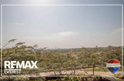 Apartment - 2 Bedrooms - 3 Bathrooms for sale in New Giza - Cairo Alexandria Desert Road - 6 October City - Giza