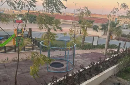 شقة - 2 غرف نوم - 2 حمامات للايجار في فيلدج ويست - كمبوندات الشيخ زايد - الشيخ زايد - الجيزة