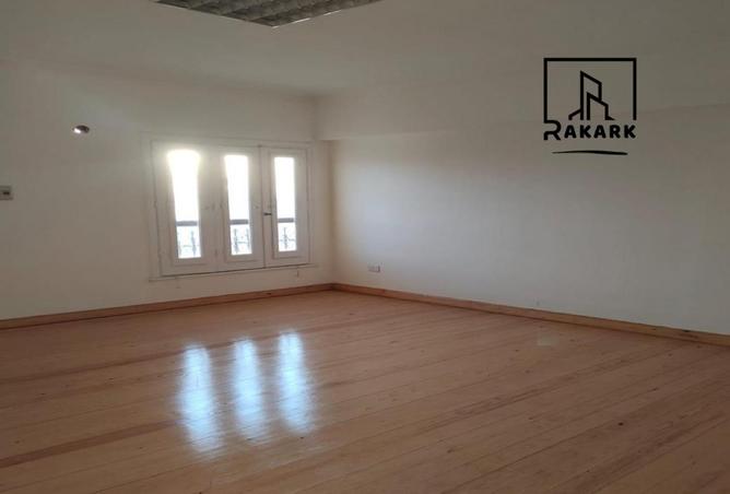 52442845 - Property Image 3