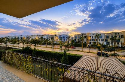 Apartment - 3 Bedrooms - 2 Bathrooms for sale in The Courtyards - Sheikh Zayed Compounds - Sheikh Zayed City - Giza
