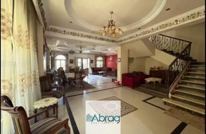 منزل مزدوج - 4 غرف نوم - 3 حمامات للايجار في ويست جايت - كمبوندات 6 أكتوبر - مدينة 6 أكتوبر - الجيزة