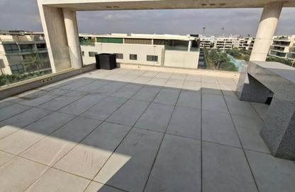 Penthouse - 4 Bedrooms - 3 Bathrooms for sale in Village West - Sheikh Zayed Compounds - Sheikh Zayed City - Giza
