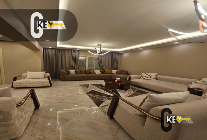 70098699 - Property Image 2