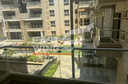 Apartment - 3 Bedrooms - 2 Bathrooms for sale in Mountain View iCity - 5th Settlement Compounds - The 5th Settlement - New Cairo City - Cairo