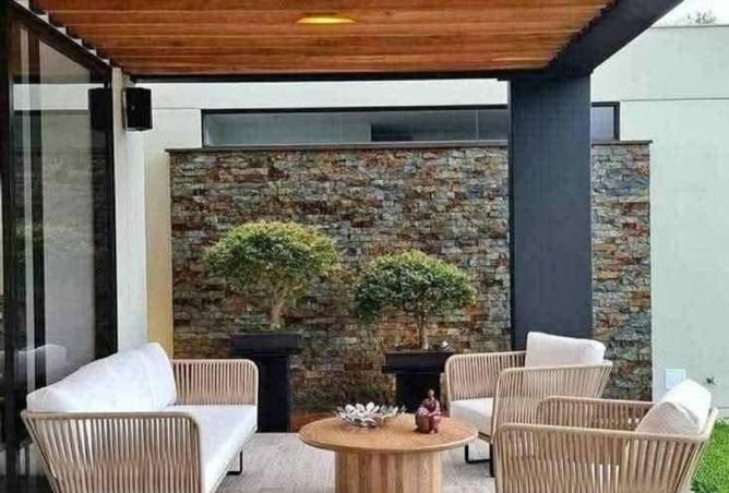 107404119 - Property Image 2