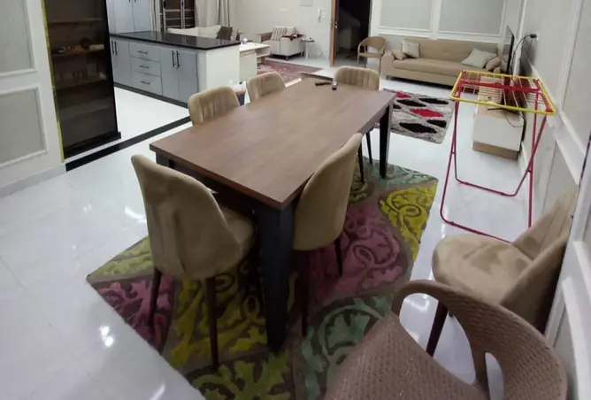 121811050 - Property Image 2