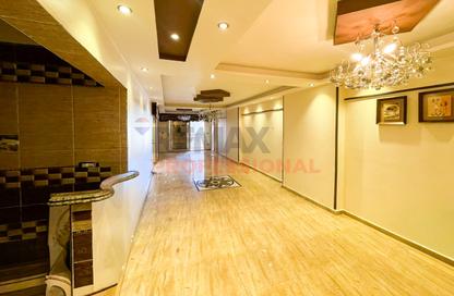 Apartment - 3 - 2 for sale in Ahmed Basha Turk St. - Fleming - Hay Sharq - Alexandria