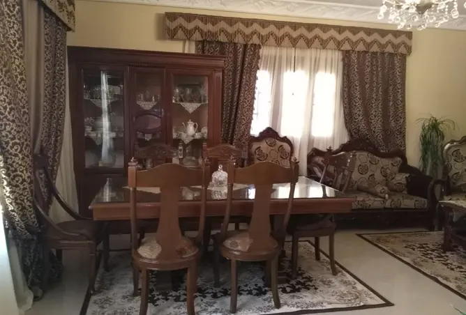 121656102 - Property Image 2