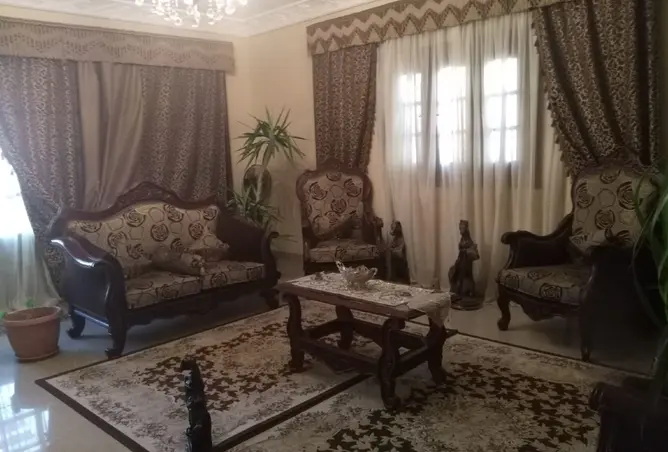 121656102 - Property Image 3