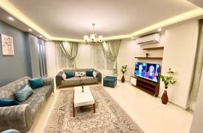 Apartment - 3 Bedrooms - 2 Bathrooms for rent in Al Arqam Ibn Abi Al Arqam St. - El Mearag City - Zahraa El Maadi - Hay El Maadi - Cairo