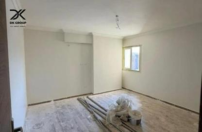 Apartment - 3 - 3 for sale in Muruj - Smouha - Hay Sharq - Alexandria