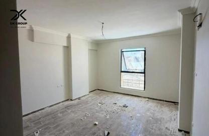 Apartment - 3 - 3 for sale in Muruj - Smouha - Hay Sharq - Alexandria
