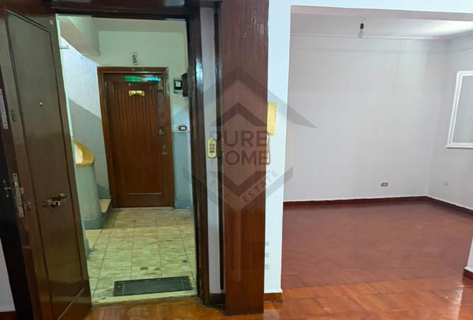 102902811 - Property Main Image