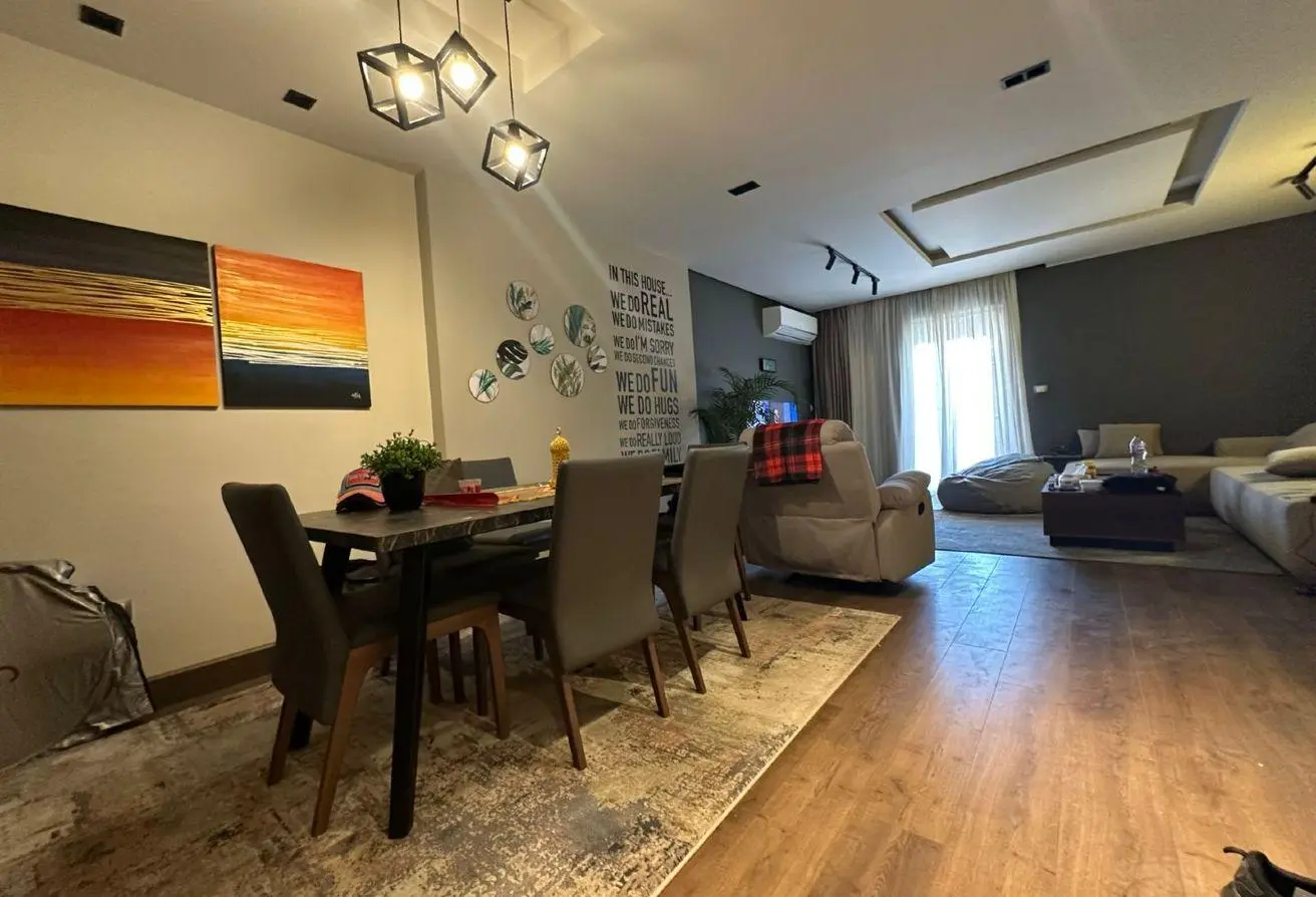 71922688 - Property Main Image
