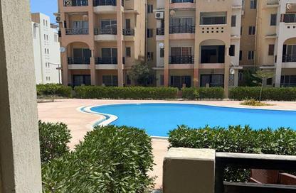 Chalet - 2 Bedrooms - 2 Bathrooms for sale in Emirates Heights - Qesm Ad Dabaah - North Coast
