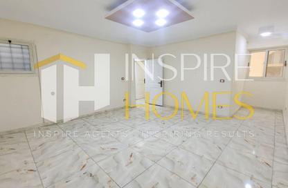 Apartment - 3 Bedrooms - 1 Bathroom for rent in Laurent - Hay Sharq - Alexandria Apartment - 3 Bedrooms - 1 Bathroom for rent in Laurent - Hay Sharq - Alexandria