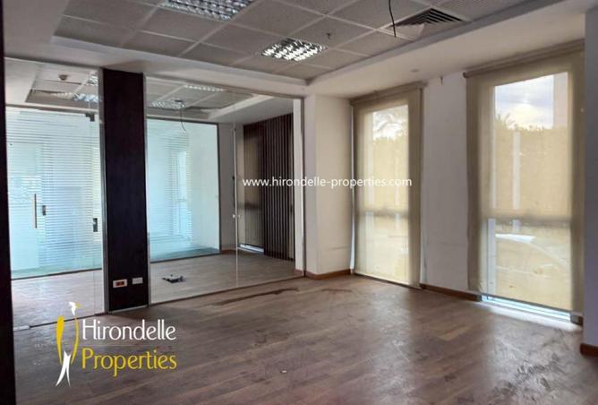 70360867 - صورة العقار 2