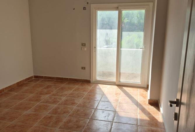 98548145 - Property Image 3