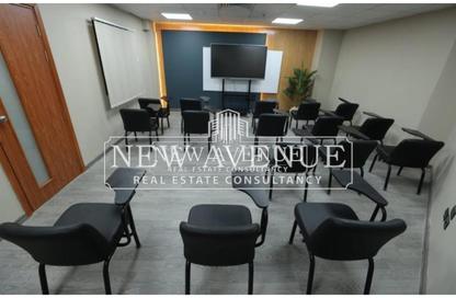 Office Space - 5 Bedrooms - 1 Bathroom for rent in Abd Al Hamid Badawy St. - El Hegaz Square - El Nozha - Cairo