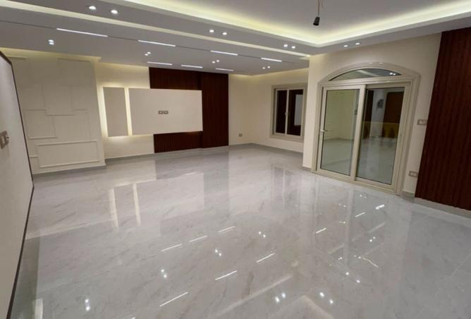 92681655 - Property Main Image