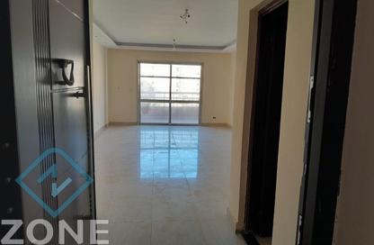 Apartment - 3 Bedrooms - 2 Bathrooms for rent in B6 - Madinaty - Cairo Apartment - 3 Bedrooms - 2 Bathrooms for rent in B6 - Madinaty - Cairo