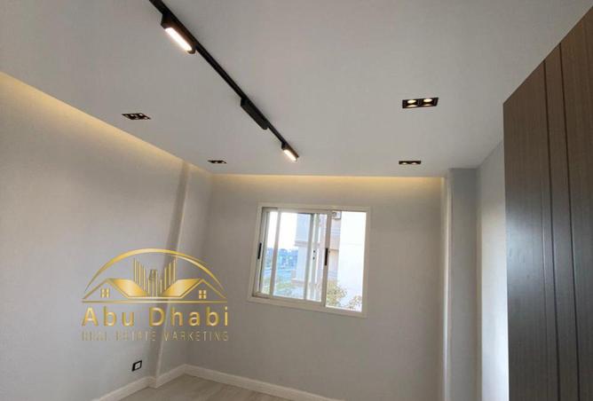 8572855 - Property Image 2