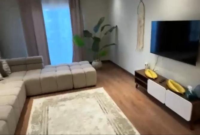 98837004 - Property Main Image