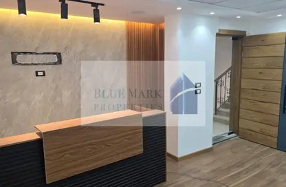 Co-Working Space - 3 Bedrooms - 2 Bathrooms for rent in Al Nasr St. - El Laselky - New Maadi - Hay El Maadi - Cairo