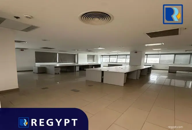 102898396 - Property Image 2