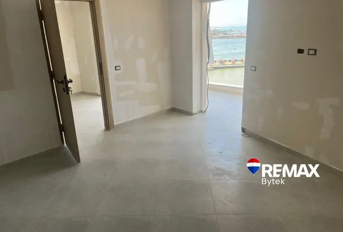 83139363 - Property Image 3