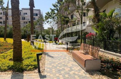 Apartment - 2 Bedrooms - 2 Bathrooms for sale in V Residences - New Cairo City - Cairo