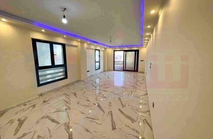 Apartment - 3 Bedrooms - 2 Bathrooms for sale in Smouha - Hay Sharq - Alexandria