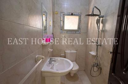 Apartment - 3 Bedrooms - 2 Bathrooms for rent in Ganoob El Acadimia - New Cairo City - Cairo