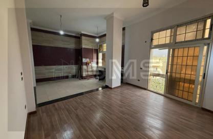 Apartment - 3 Bedrooms - 3 Bathrooms for rent in Doctor Yassin Abdel Ghaffar St. - Area C - Ganoob El Acadimia - New Cairo City - Cairo