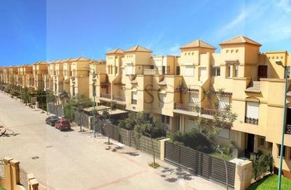 شقة - 3 غرف نوم - 2 حمامات للبيع في جاردن جيت - أشجار سيتي - طريق الواحات - مدينة 6 أكتوبر - الجيزة