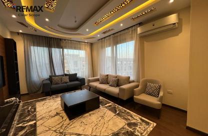 Penthouse - 3 Bedrooms - 3 Bathrooms for rent in Palm Hills Village Gate - South Investors Area - New Cairo City - Cairo Penthouse - 3 Bedrooms - 3 Bathrooms for rent in Palm Hills Village Gate - South Investors Area - New Cairo City - Cairo