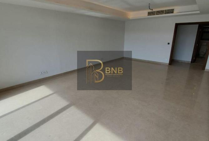 8577681 - Property Image 3