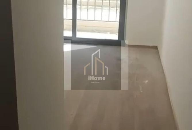 70374548 - صورة العقار 2