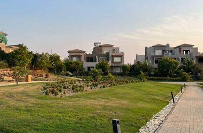 Villa - 4 Bedrooms - 4 Bathrooms for sale in The Crown - Cairo Alexandria Desert Road - 6 October City - Giza