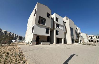 Villa - 4 Bedrooms - 4 Bathrooms for sale in Beverly Hills - Sheikh Zayed Compounds - Sheikh Zayed City - Giza