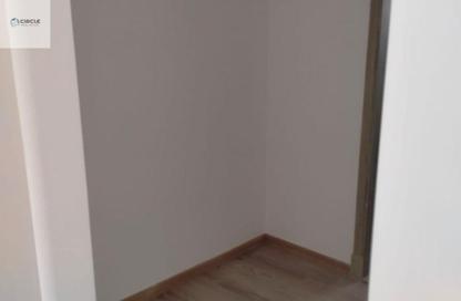 Apartment - 2 - 2 for sale in Moon Residences - Fifth Square - The 5th Settlement - New Cairo City - Cairo