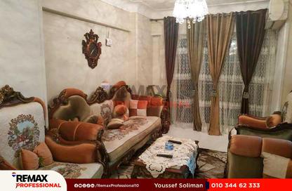 Apartment - 3 Bedrooms - 2 Bathrooms for sale in Doctor Rashwan Hassan St. - Sidi Beshr - Hay Awal El Montazah - Alexandria