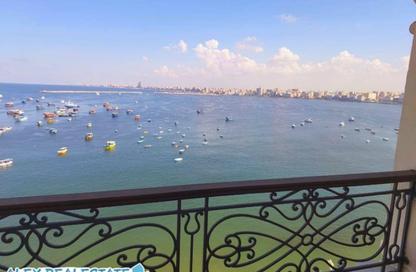 Apartment - 3 Bedrooms - 2 Bathrooms for rent in Al Geish Road - Raml Station - Hay Wasat - Alexandria