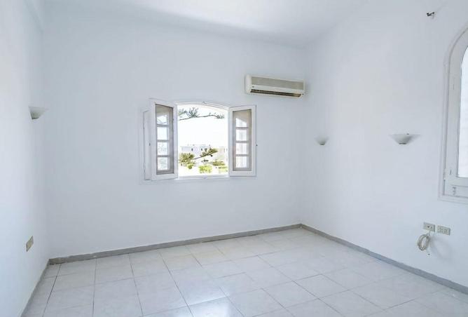 71910997 - صورة العقار 3