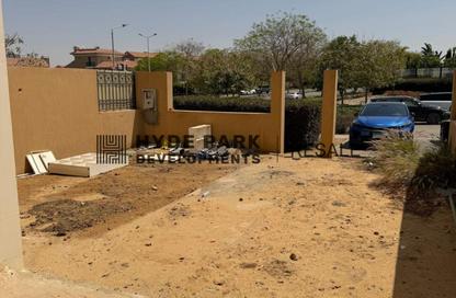 Villa - 3 Bedrooms - 2 Bathrooms for sale in Cluster 4 - Hyde Park - New Cairo City - Cairo