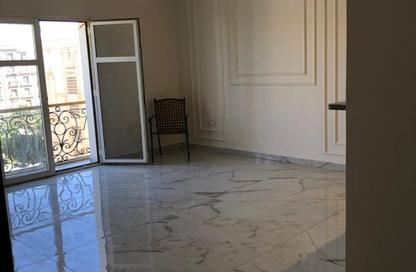 Apartment - 3 - 2 for sale in Hyde Park - New Cairo City - Cairo Apartment - 3 - 2 for sale in Hyde Park - New Cairo City - Cairo